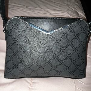 Nine West used purse